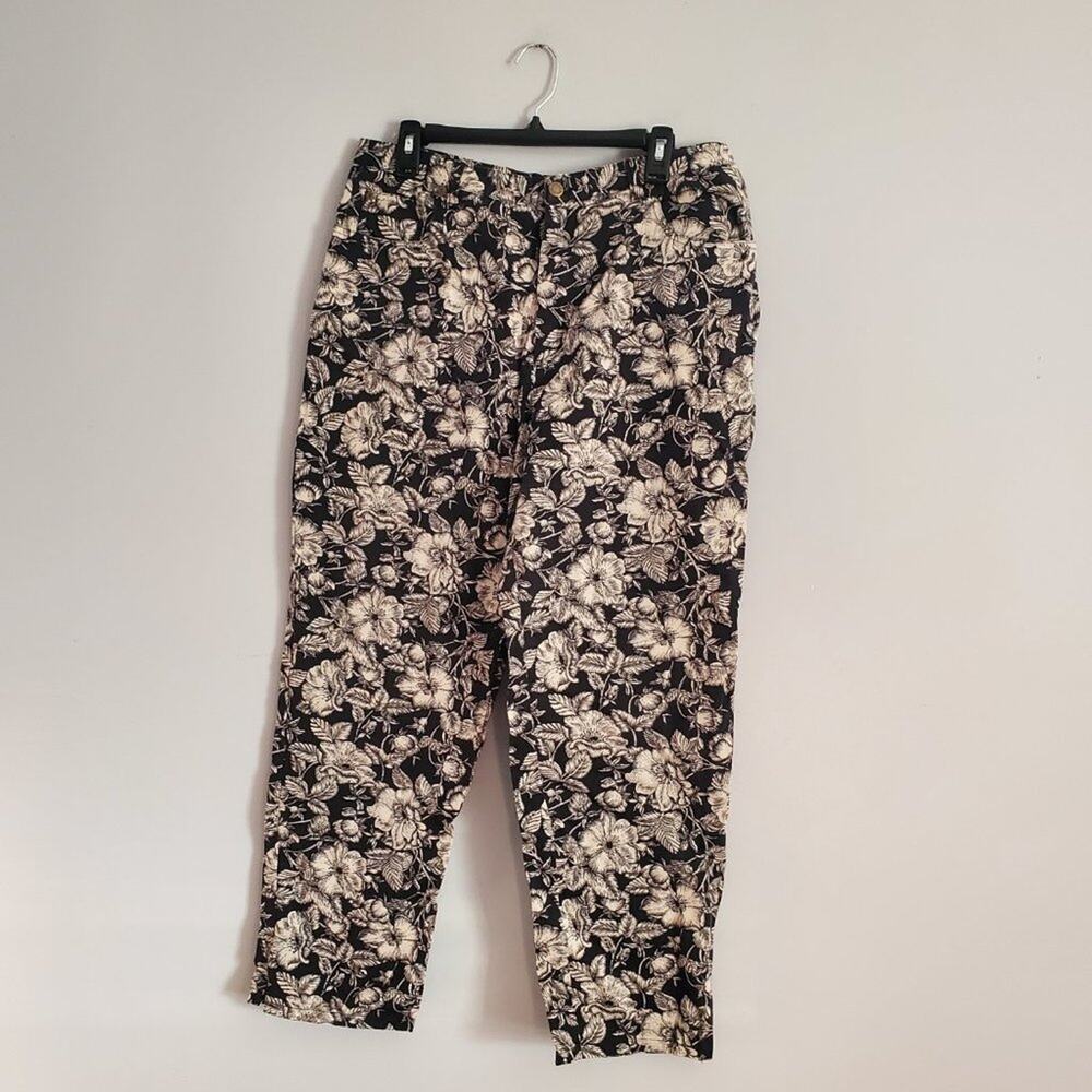 Jones New York Sport Stretch Floral Capri Pants 16